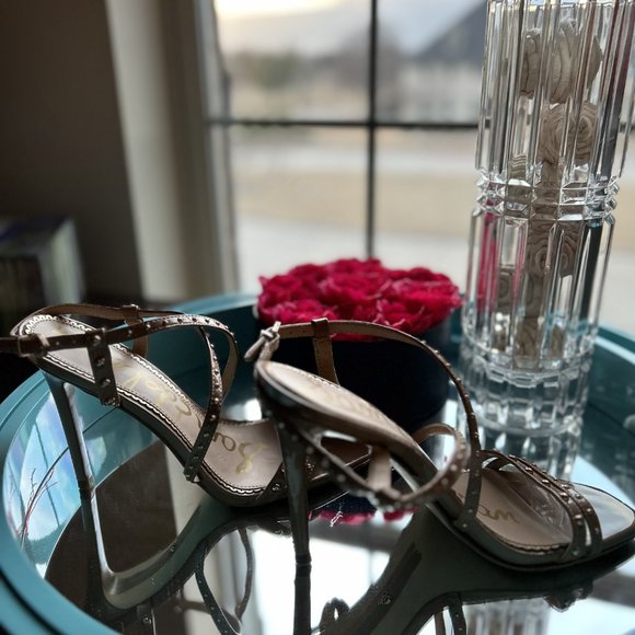 Sam Edelman Women’s Lennox Heeled Studded Tan Leather Sandals - Picture 3 of 7